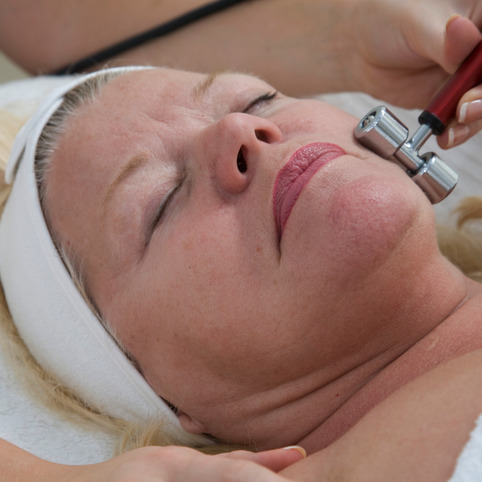 Miraculous Collagen Facelift Treatment